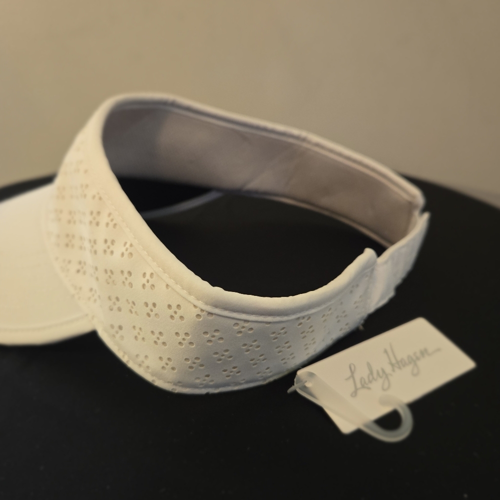 Walter Hagen Women's Perforated Adjustable Golf Visor - Picture 2 of 8